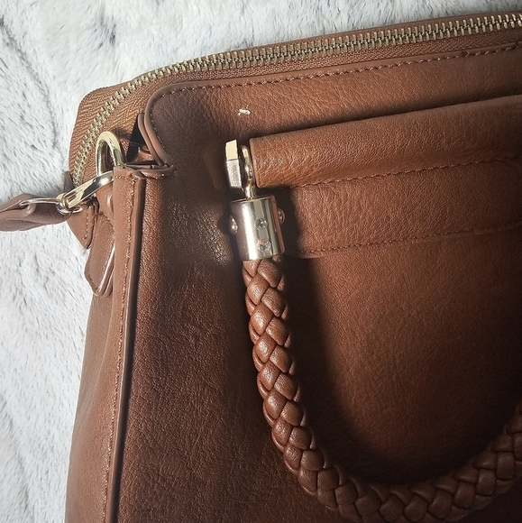 Madison West - Picture 4 of 9